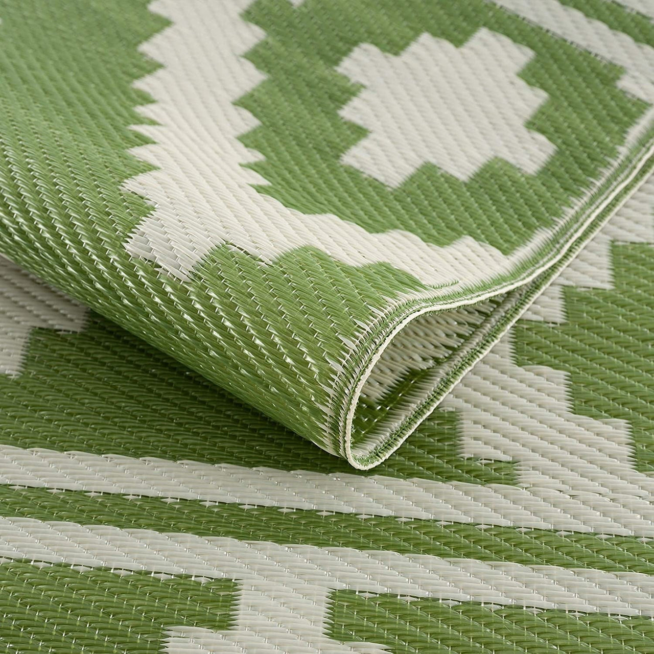 Playa Rug Milan Lightweight Reversible Recycled Plastic Outdoor Floor Mat/Rug Green&Crème 4'x6' 4' x 6'