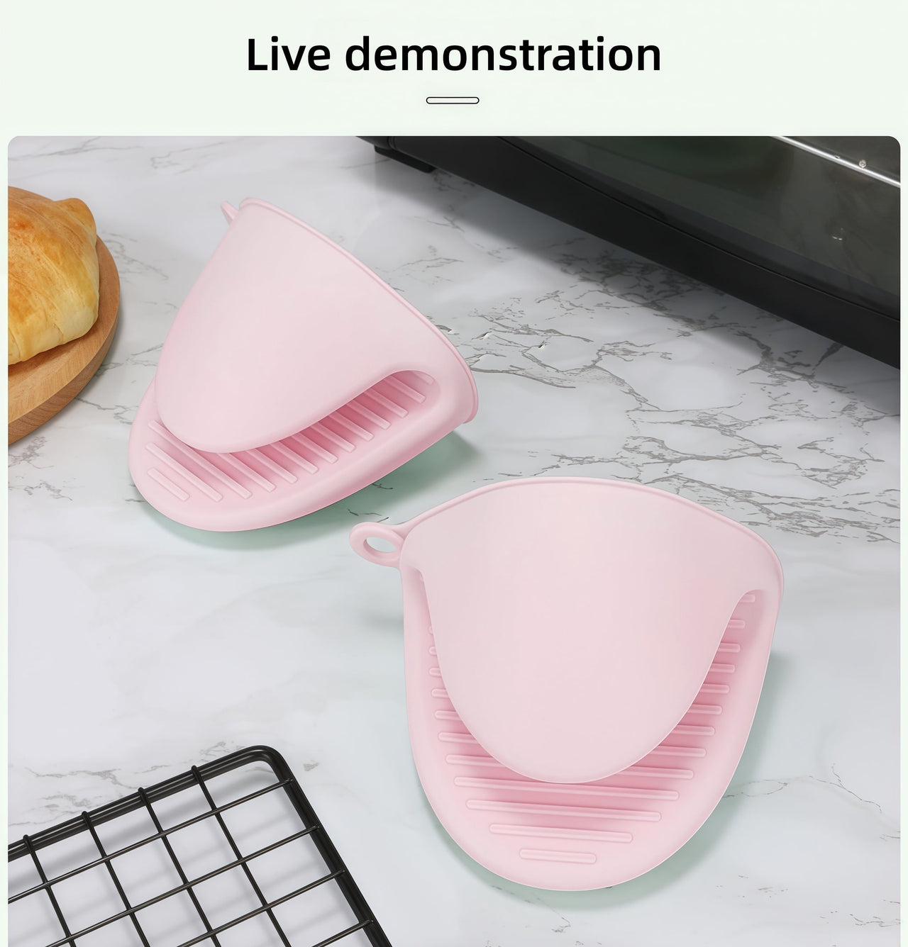 2-Piece Mini Silicone Heat-Resistant Gloves, High-Temperature Resistant, Ideal for Baking, Cooking, and Grilling (Pink)