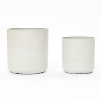 LuxenHome 2-Piece Moon Stone Round Plastic Planters Set