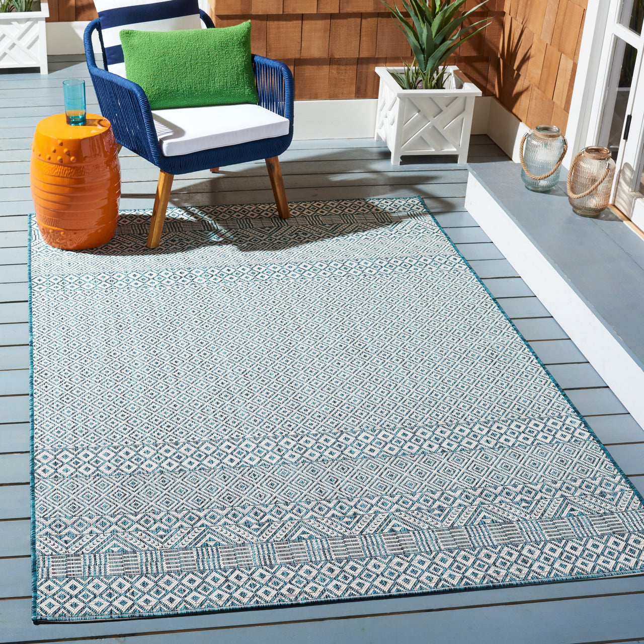 SAFAVIEH Courtyard Evander Geometric Indoor/Outdoor Area Rug, Gray/Blue, 5'3" x 7'7"