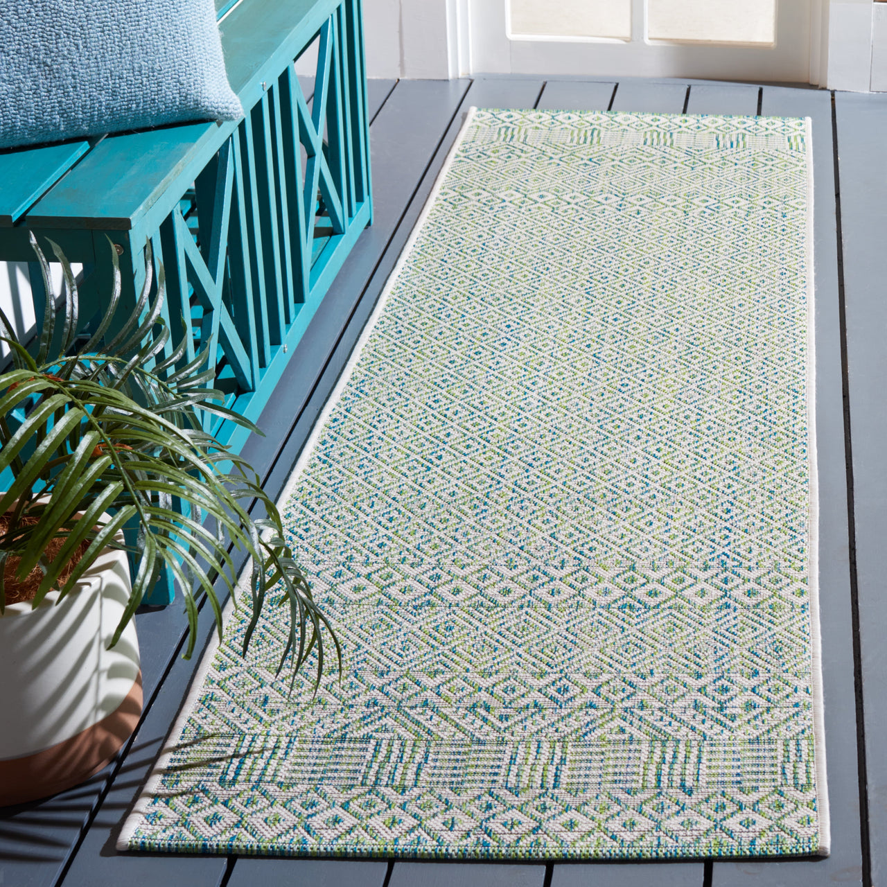 SAFAVIEH Courtyard Evander Geometric Indoor/Outdoor Area Rug, Gray/Blue, 5'3" x 7'7"