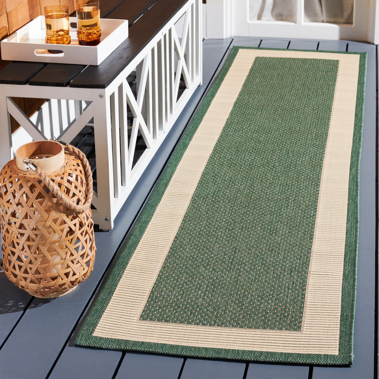 Safavieh Courtyard Justine Bordered Indoor/Outdoor Area Rug, Beige/Navy, 5'3" x 7'7"