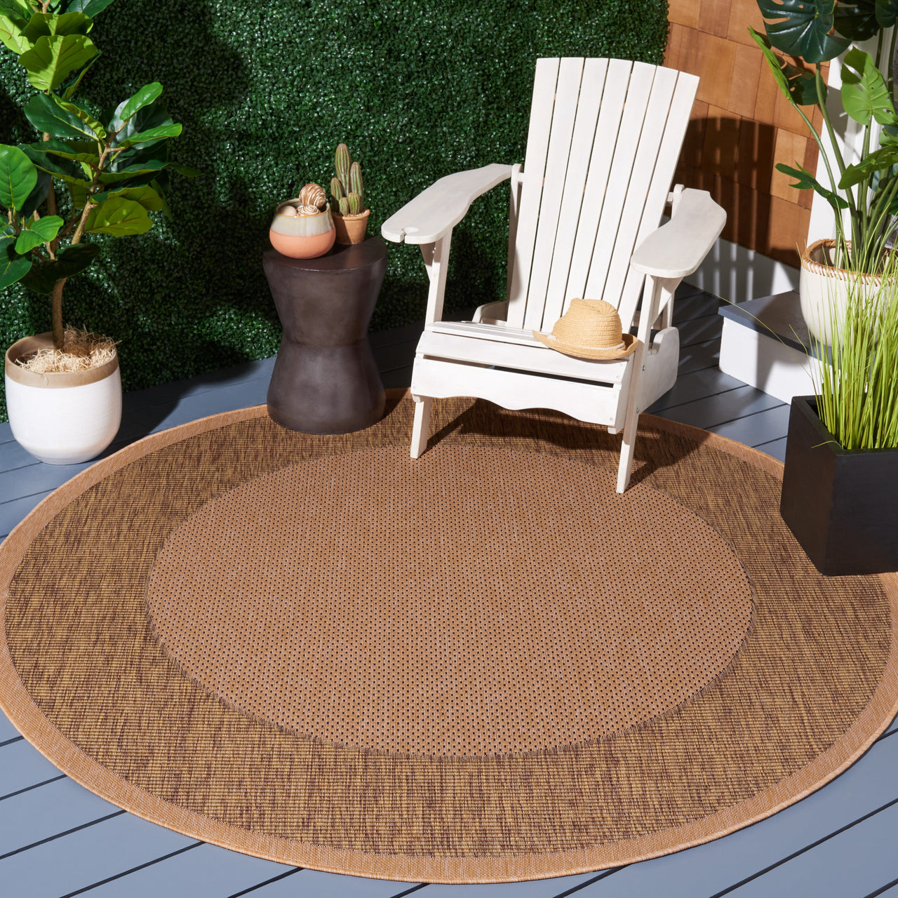 Safavieh Courtyard Justine Bordered Indoor/Outdoor Area Rug, Beige/Navy, 5'3" x 7'7"