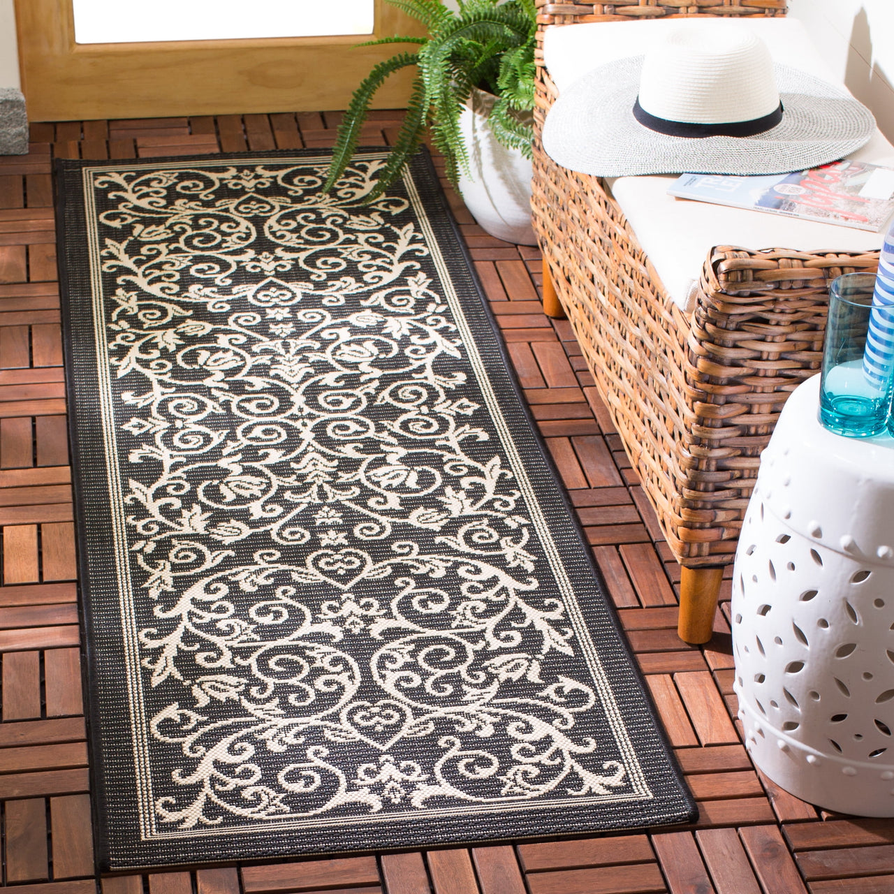 Safavieh Courtyard Nanda Botanical Indoor/Outdoor Area Rug, Natural/Olive, 5'3" x 7'7"