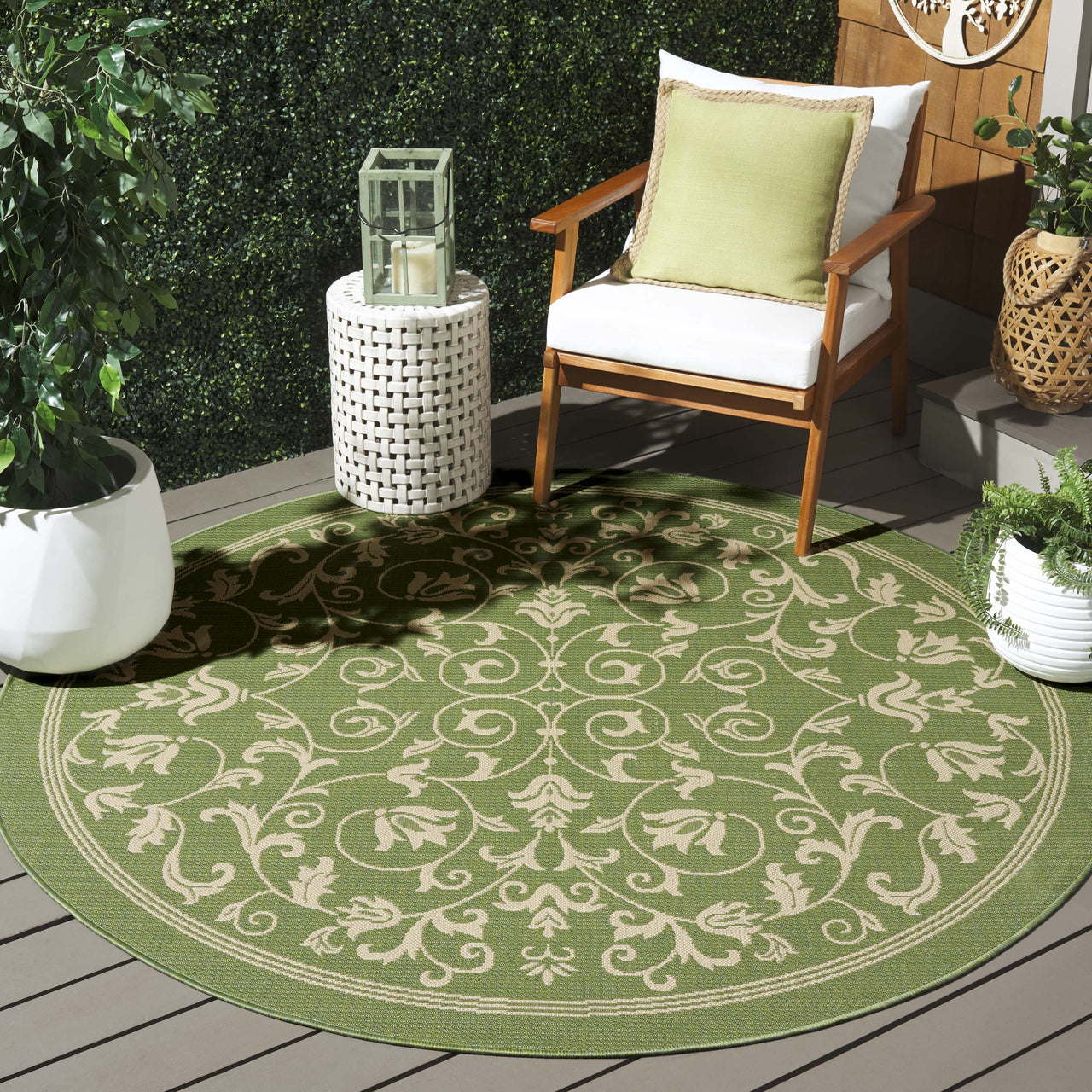 Safavieh Courtyard Nanda Botanical Indoor/Outdoor Area Rug, Natural/Olive, 5'3" x 7'7"