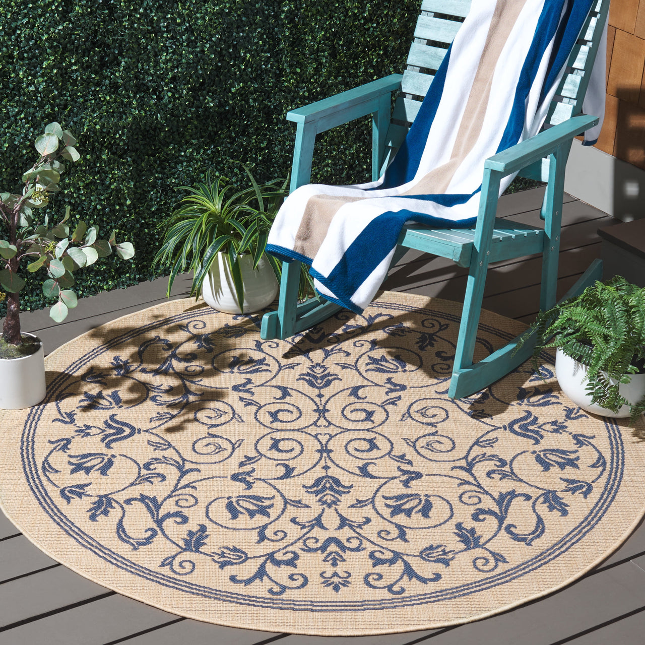 Safavieh Courtyard Nanda Botanical Indoor/Outdoor Area Rug, Natural/Olive, 5'3" x 7'7"