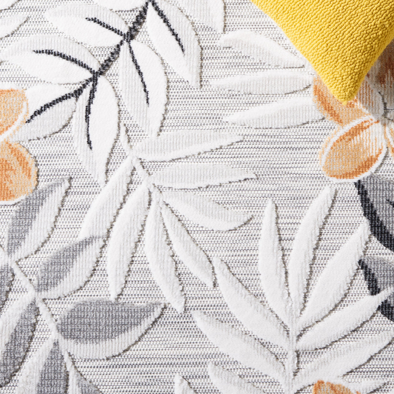 SAFAVIEH Cabana Blazhe Botanical Indoor/Outdoor Area Rug, Grey/Ivory, 5'1" x 7'6"