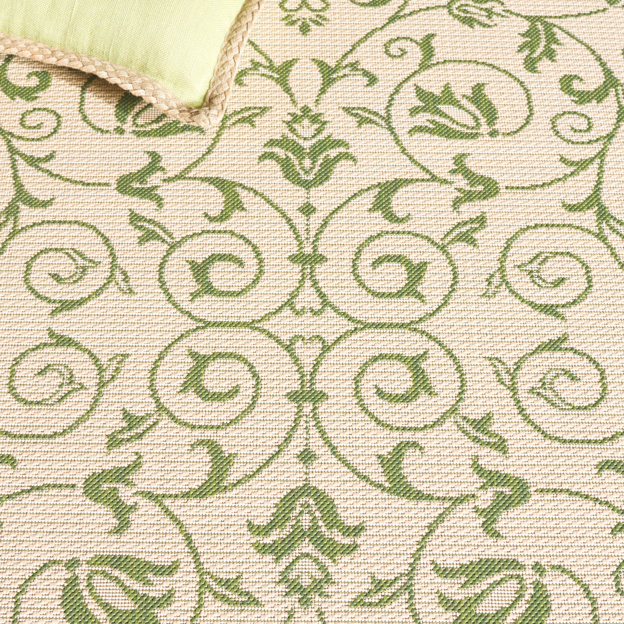 Safavieh Courtyard Nanda Botanical Indoor/Outdoor Area Rug, Natural/Olive, 5'3" x 7'7"